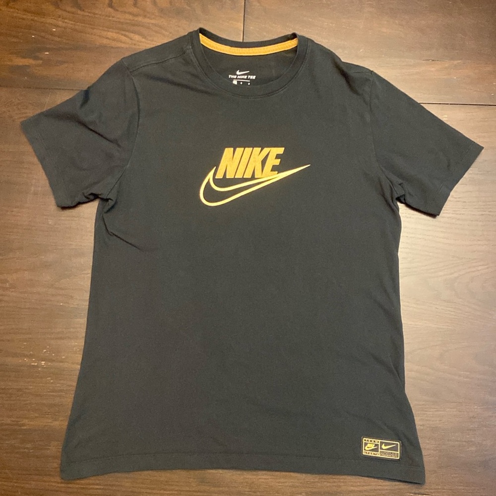 Nike - “The Nike Tee” - Black/Gold - Size L - Condition 8/10